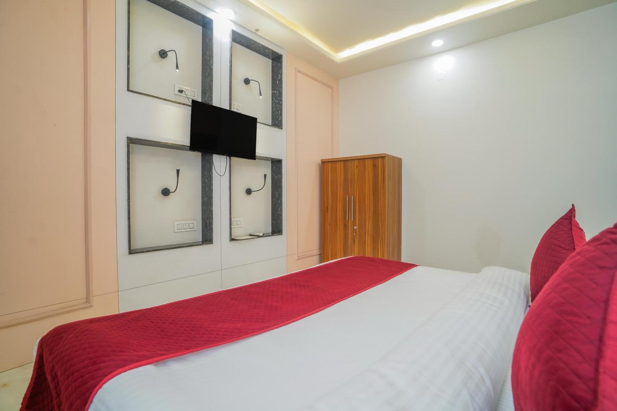 Hotel The Hidden Door-Near Jaipur Airport Buitenkant foto